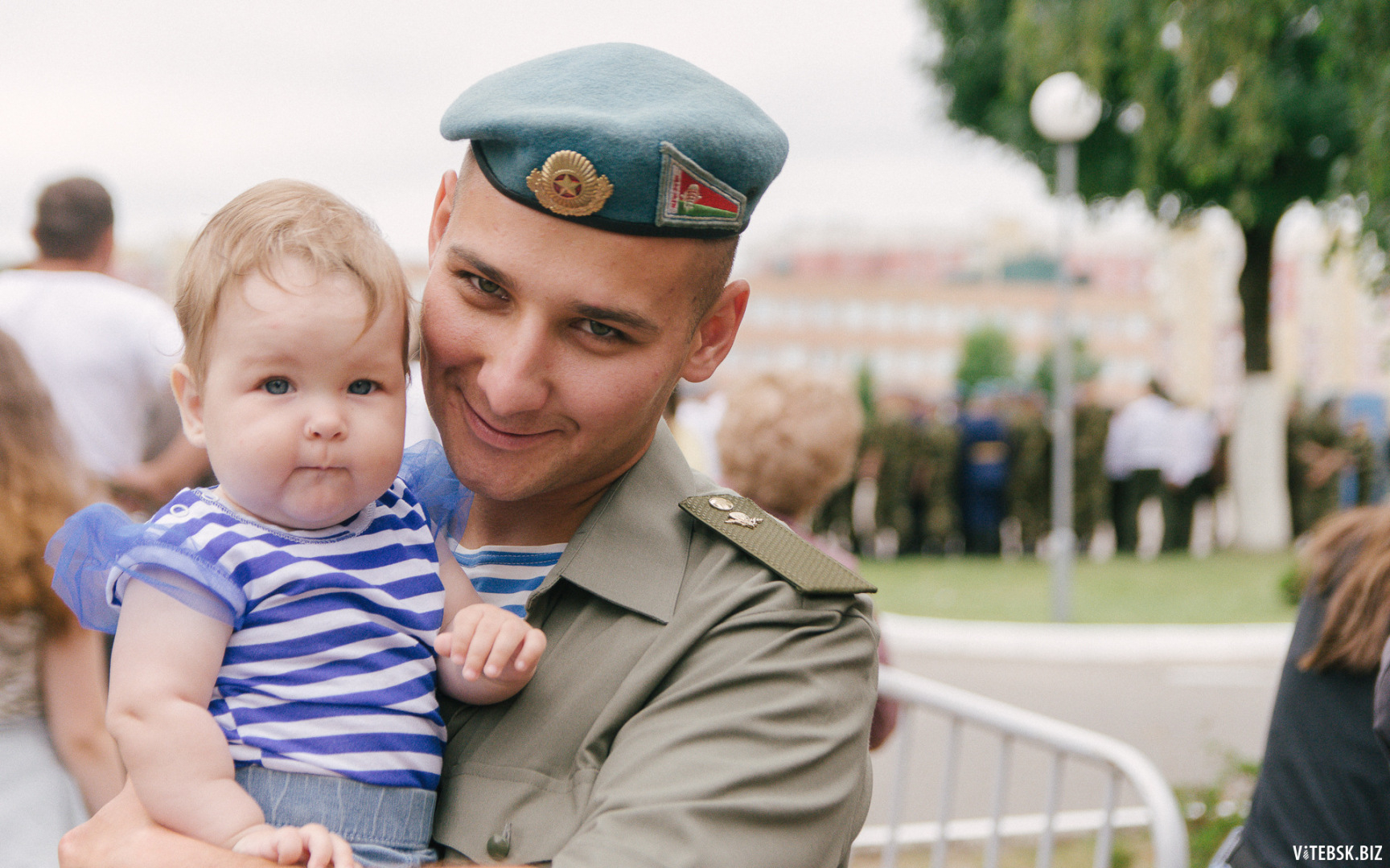 Нотариуса заменил командир части. Меньше рекламы фармацевтических препаратов обещают на телевидении.