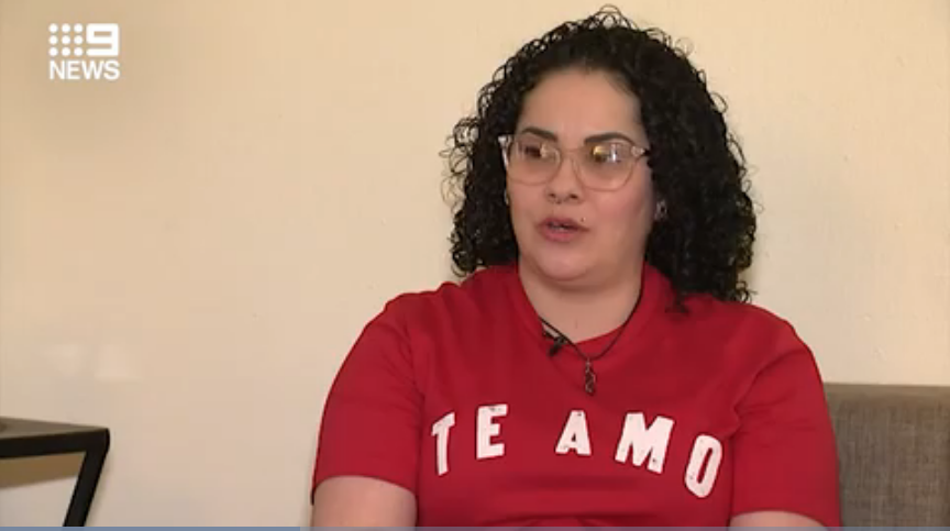 Полиция: 29-летняя женщина выдавала себя за подростка, чтобы поступить в среднюю школу