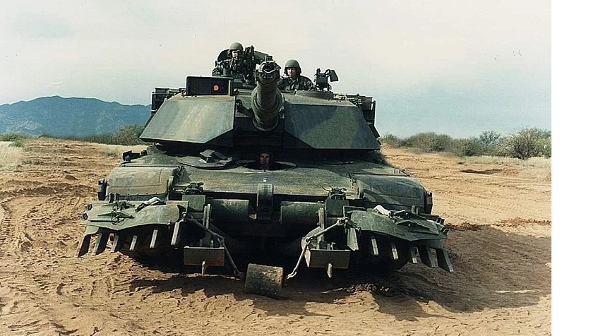 Гори, гори мой дорогой Абрамс! Как убить Абрамса! Российские «эксперты» выпустили руководство о том, где и как уничтожить основной боевой танк США