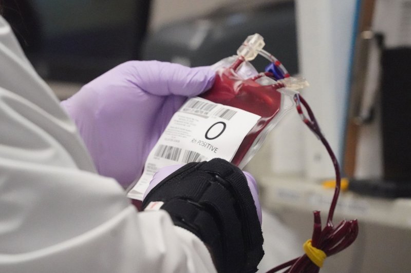 FDA предлагает ослабить ограничения на донорство крови по половому признаку