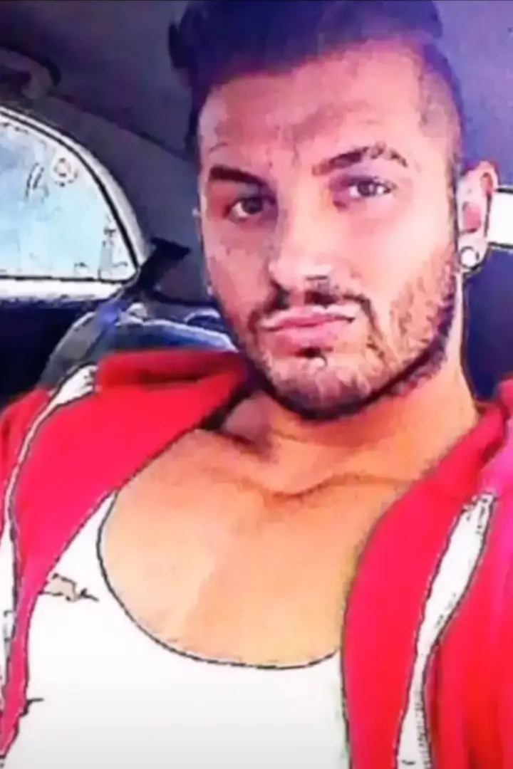 «Черного инопланетянина» —отказываются обслуживать в ресторанах.