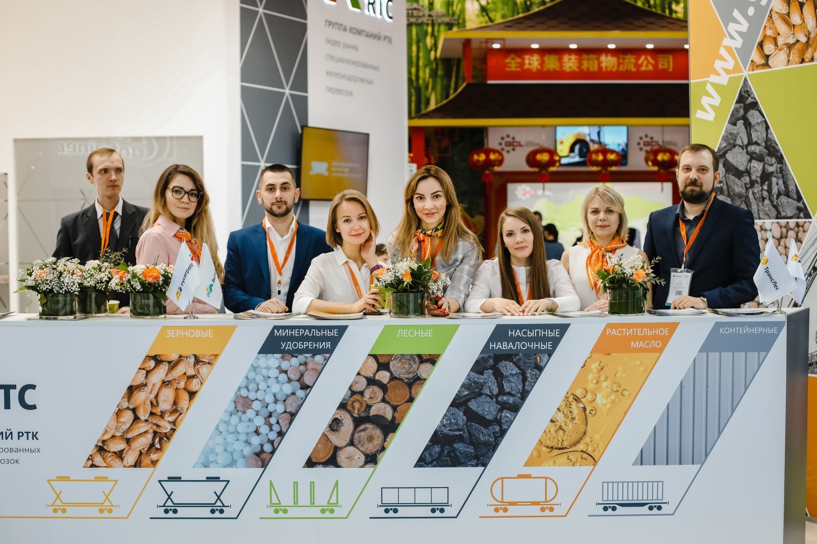 Мы стремимся информировать общественность и клиентов о преимуществах массажной терапии, энергетической работы и медитации.