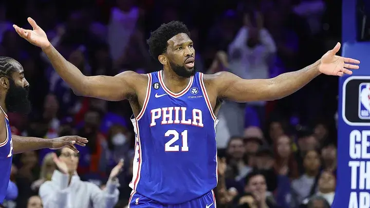 Джоэл Эмбиид из 76ers оштрафован на 25 000 долларов за празднование D-Generation X