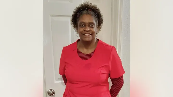 Абортные мандаты Байдена угрожают работе медсестры, ведущей здоровый образ жизни, но она не сдается