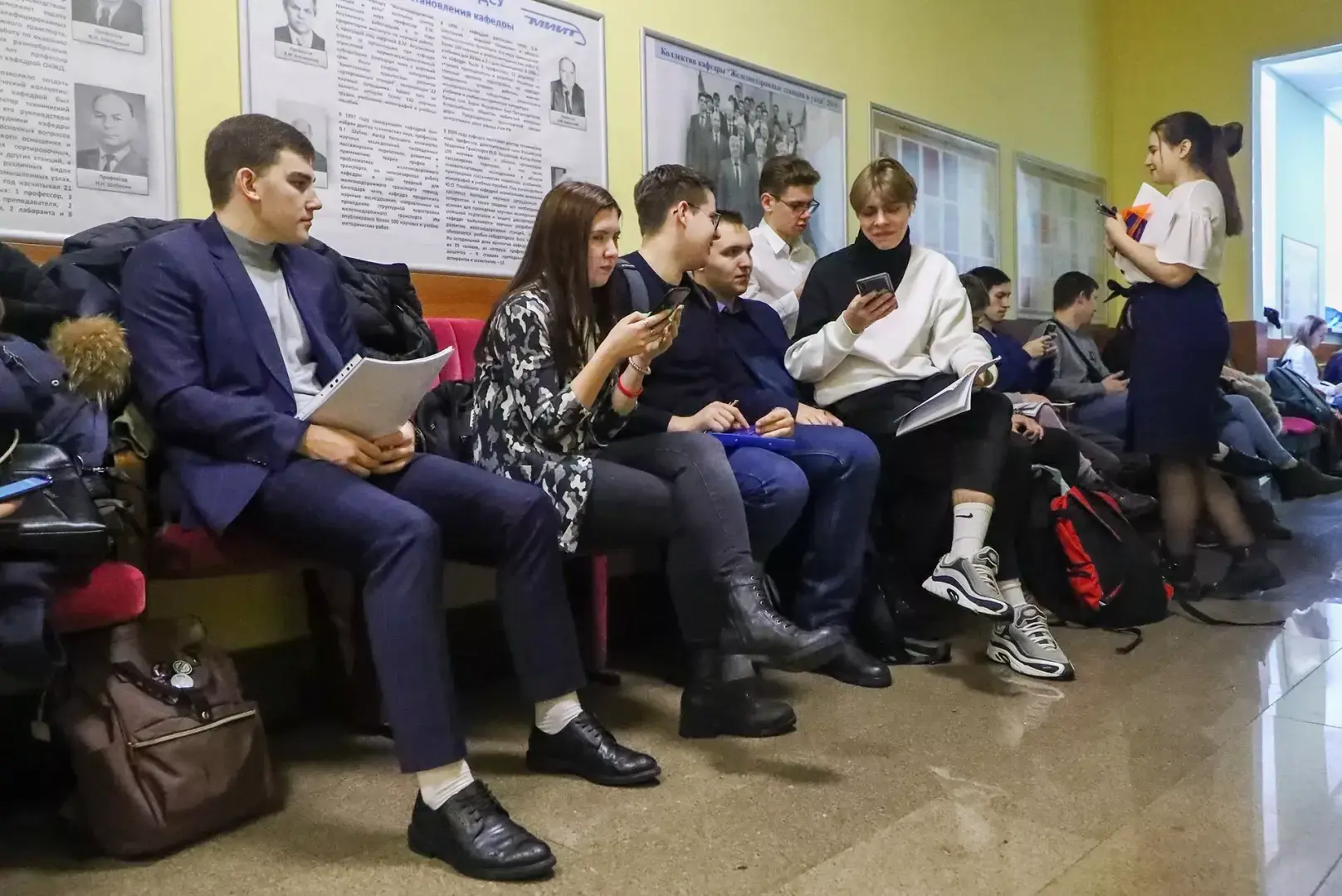 Экономных мест по приоритетным профессиям станет больше 25 января