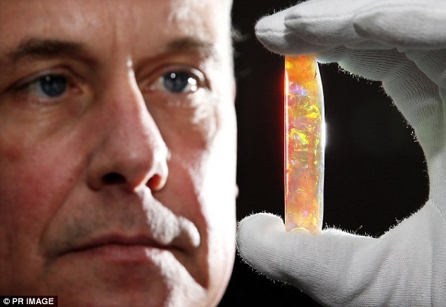 VIRGIN RAINBOW -самый драгоценный камень в мире