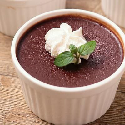 Нежный шоколадный и простой в приготовлении пудинг