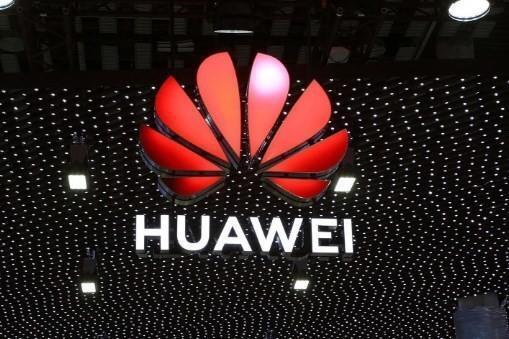 Призывая ресурсы всей страны подавить технологическую компанию и продолжая подавлять ее, такое терпение можно назвать только экстраординарным.