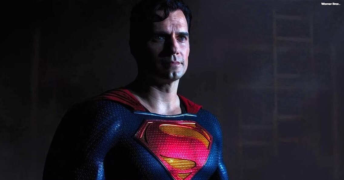 Генри Кавилл не был уволен с роли Супермена, его просто никогда не нанимали, говорит Джеймс Ганн