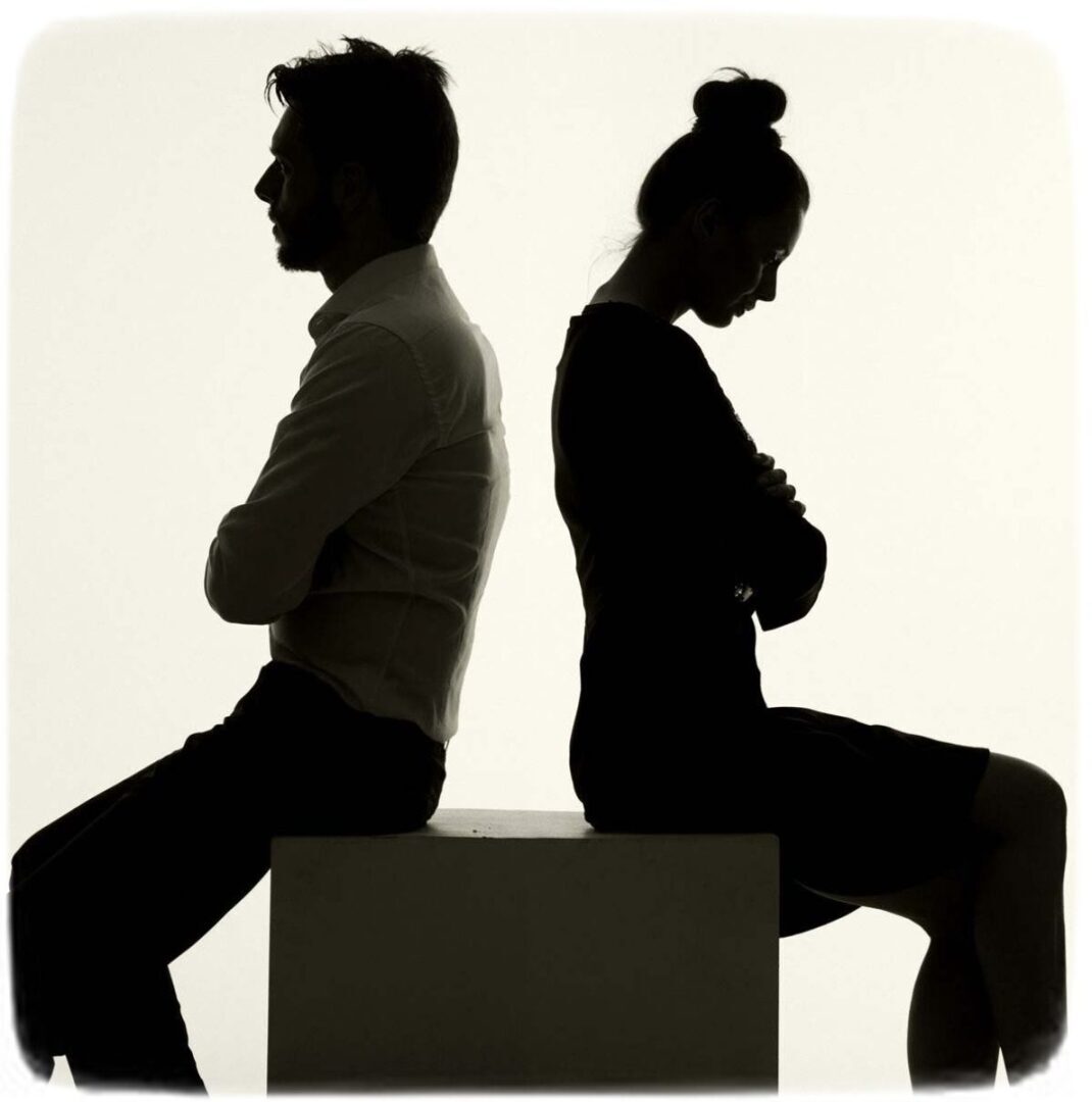 Кризис семейной жизни. Что делать, если муж с женой хотят развестись? Есть ли выход?