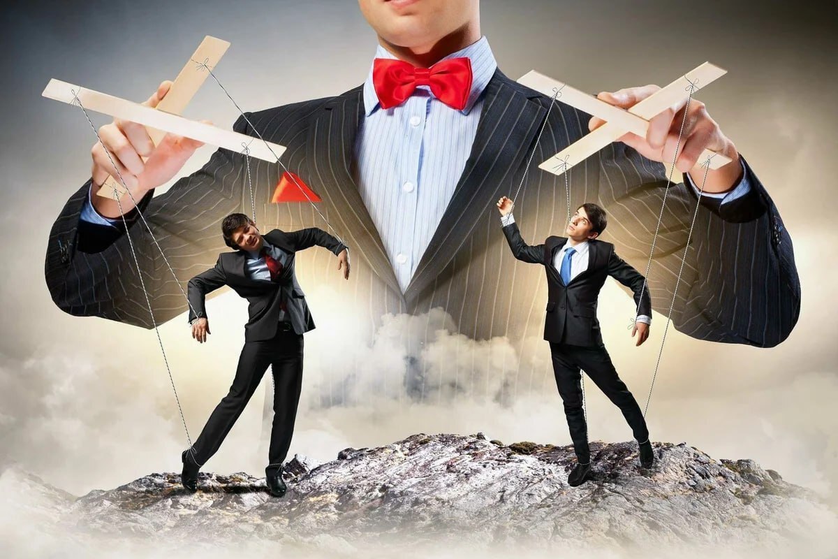 Доказано, что чувство власти уменьшает способность человека к сочувствию. Чем больше власть тем меньше сострадания он проявляет.