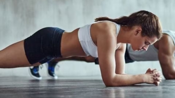 Как улучшить осанку и уменьшить боль в спине?