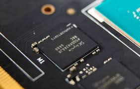 Hynix объявляет о рекордных убытках из-за падения цен на микросхемы памяти