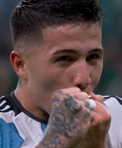 Энцо Фернандес: Что «Челси» получает от звезды «Бенфики» и Аргентины?