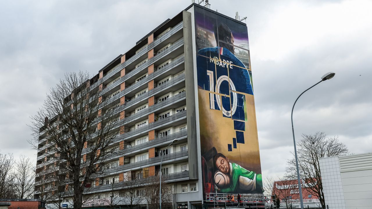 Килиан Мбаппе, почему решил остаться в ПСЖ