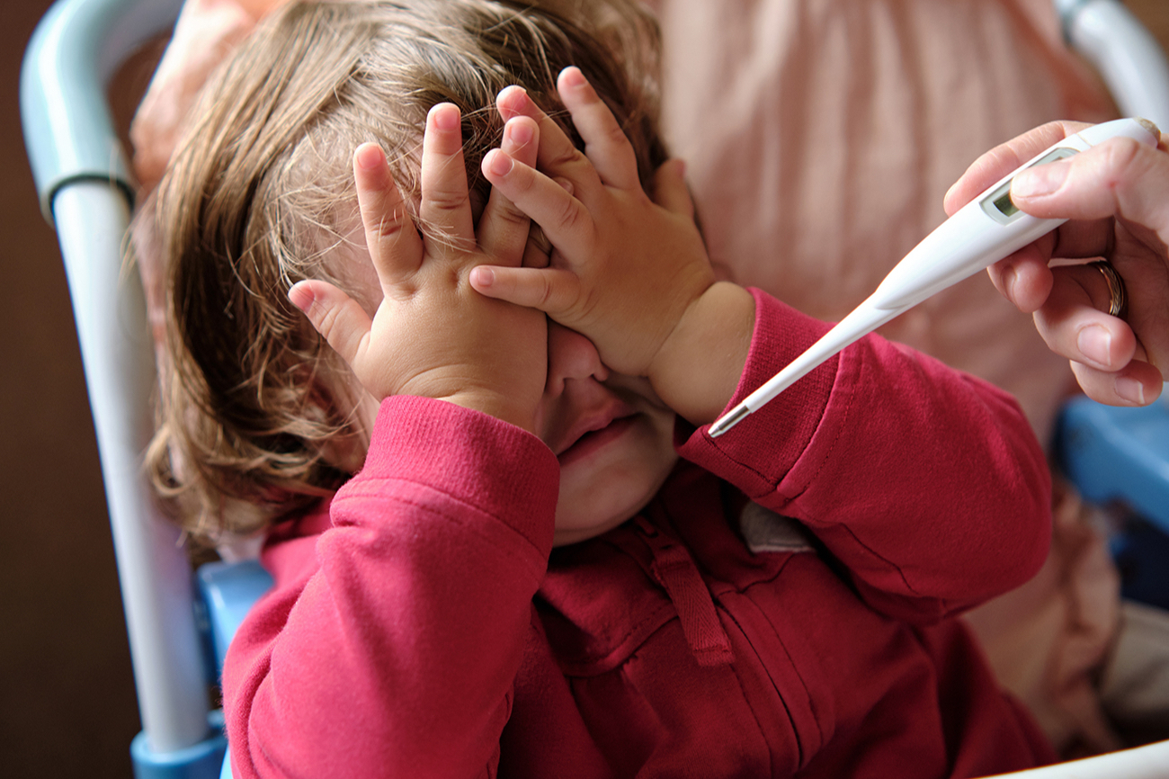 Что такое субфебрильная температура и что делать, когда держатся 37°С