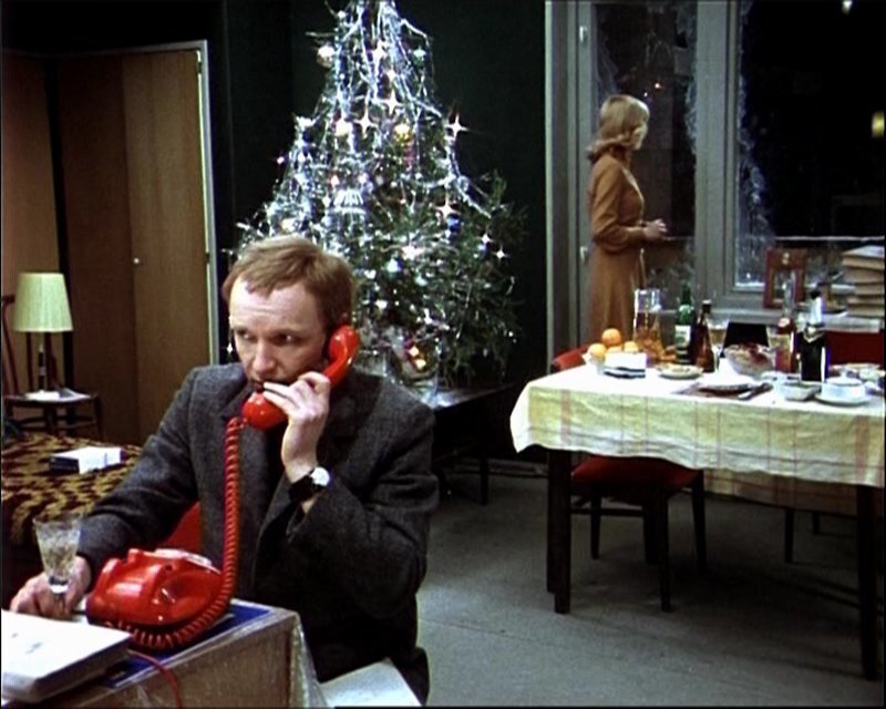 Как помириться с новогодней ёлкой?!