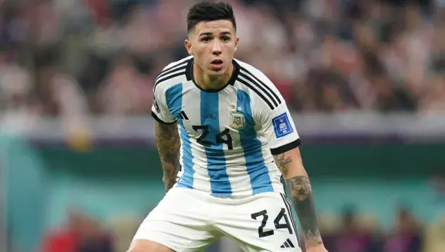 Энцо Фернандеш может стать самым дорогим игроком Премьер-лиги.