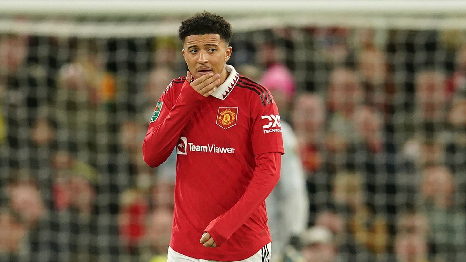 Джейдон Санчо: Босс «Манчестер Юнайтед» Эрик тен Хаг надеется, что прием на «Олд Траффорд» побудит нападающего вернуться к своей лучшей форме