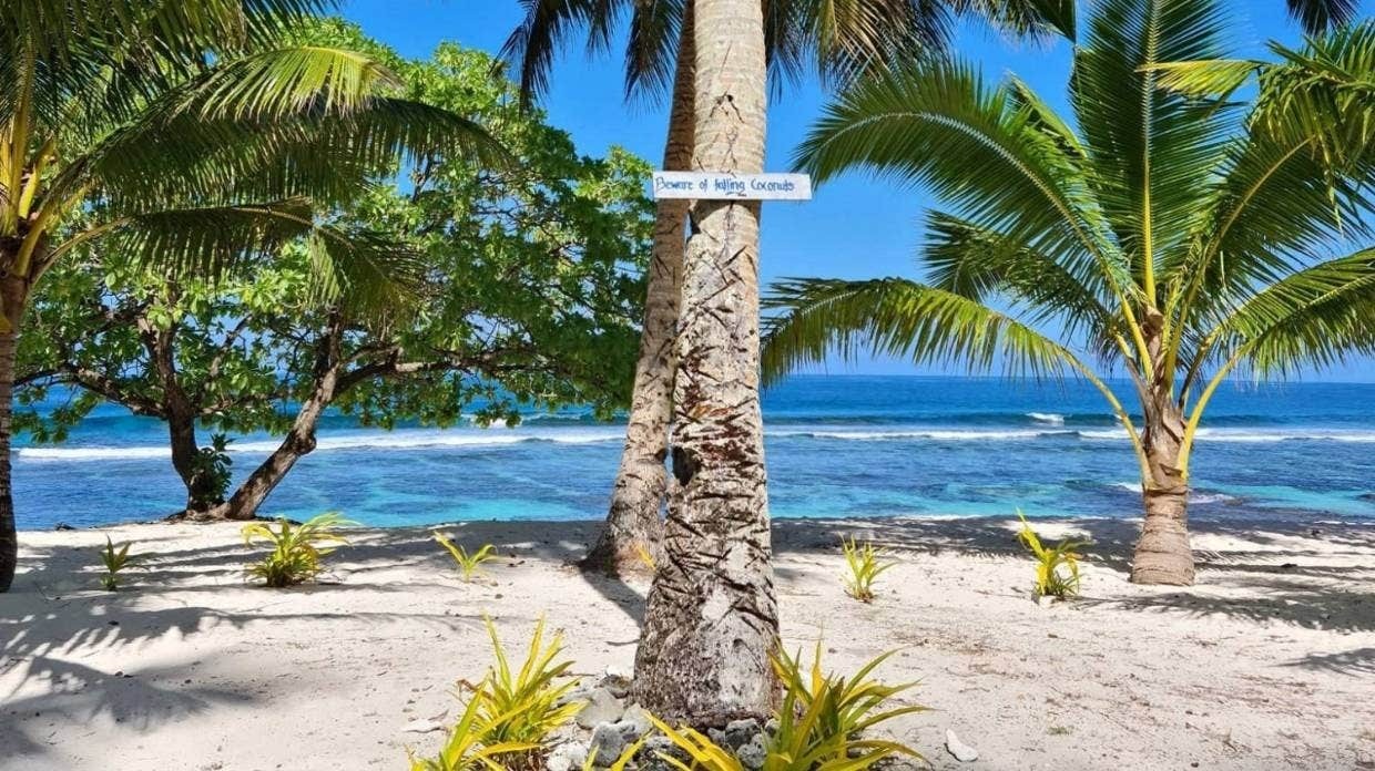 Пляж, который голливудская команда искала в южной части Тихого океана