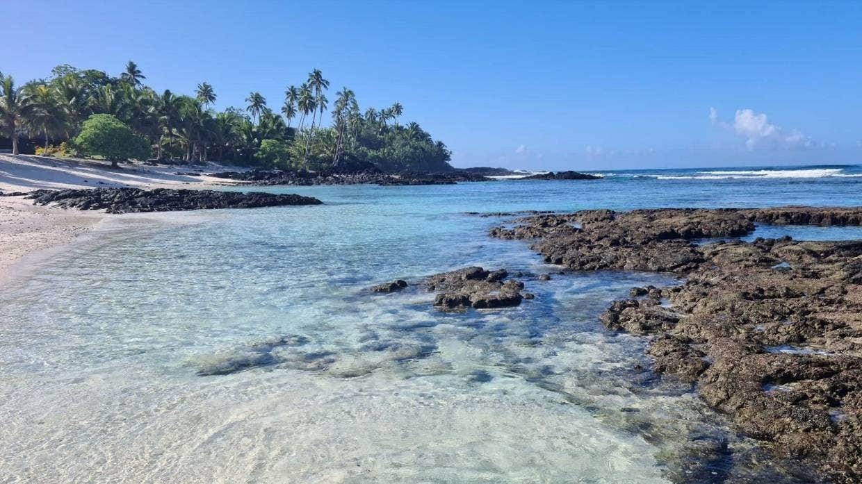 Пляж, который голливудская команда искала в южной части Тихого океана