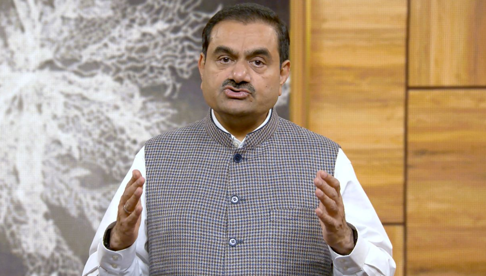 Гаутаму Адани не удается успокоить инвесторов, поскольку падение рынка достигает 100 миллиардов долларов