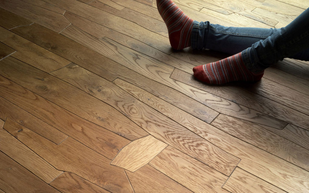 10 способов обновить деревянные полы в доме, своими руками.