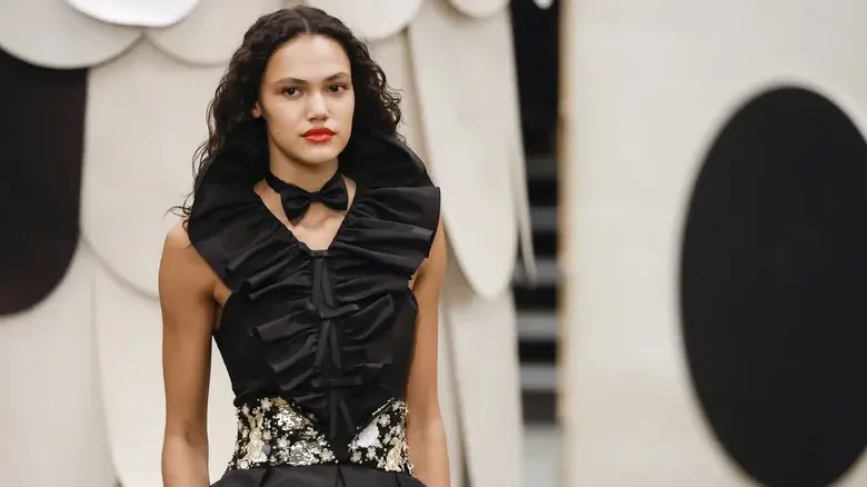 Подиумы коллекции Haute Couture Весна/Лето 2023 дают представление о самых модных тенденциях красоты