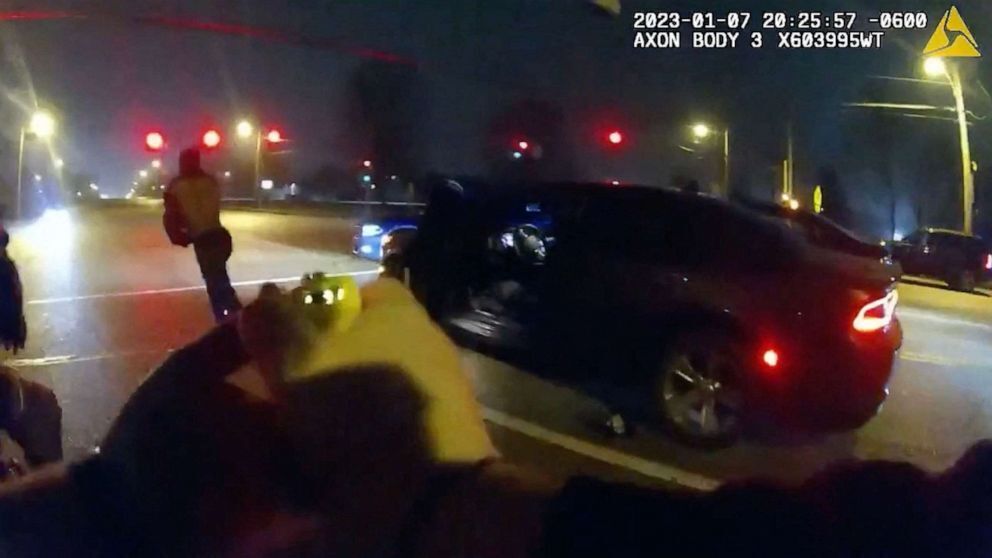 Выявлены расхождения между отчетами полиции и уликами по делу Тайра Николса