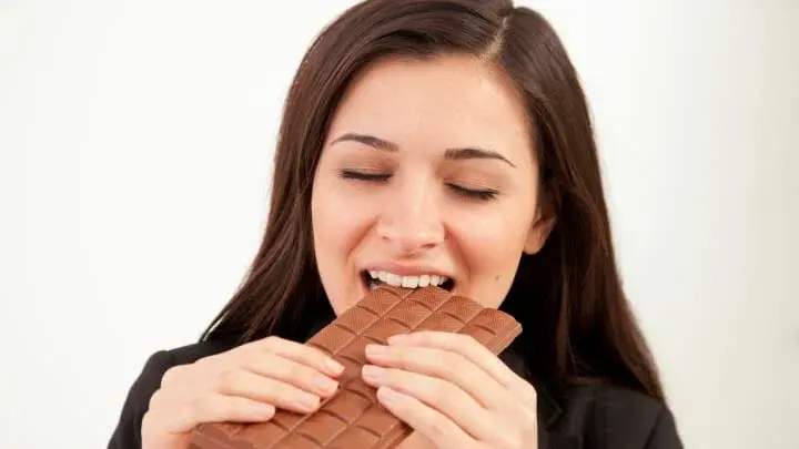 Почему есть шоколад так приятно, согласно науке
