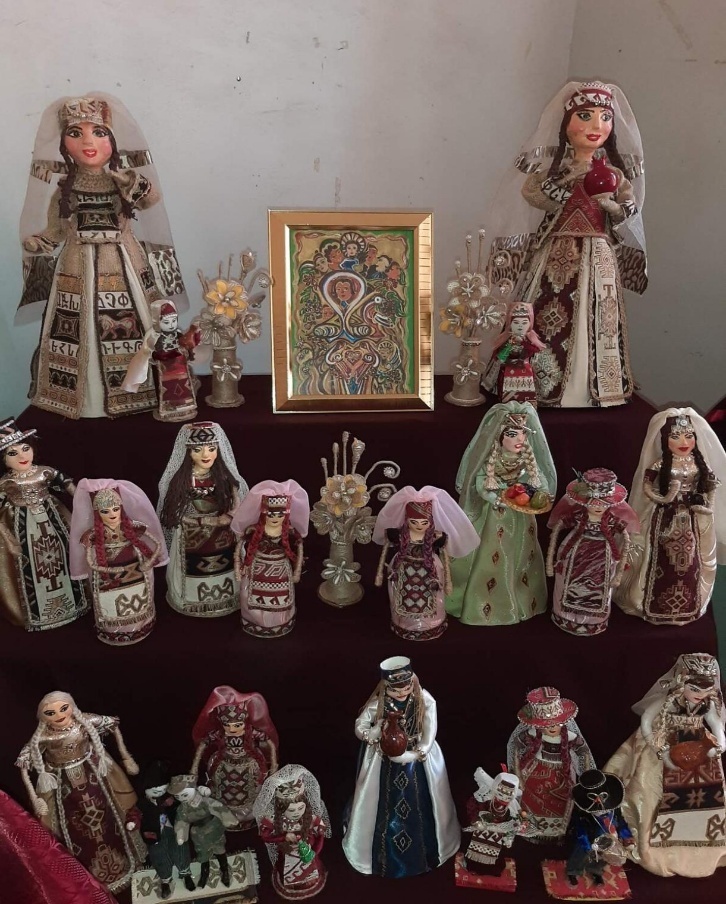 Моя мама-кукольница