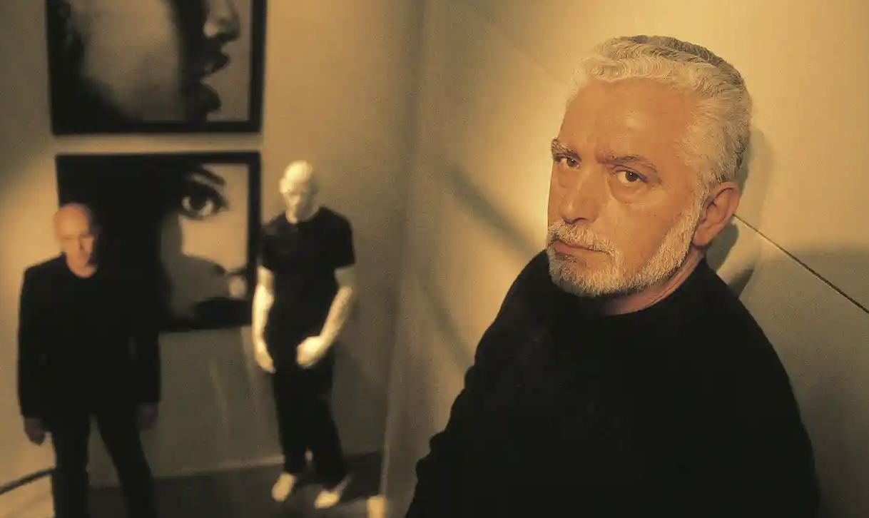 Испанский модельер Пако Рабанн скончался в возрасте 88 лет. О его жизни и творении