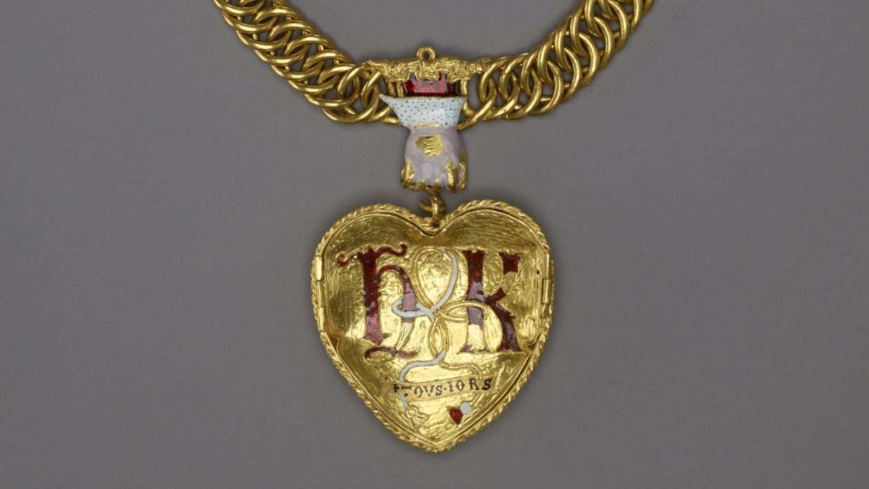 Найдено потрясающее золотое ожерелье, связанное с Генрихом VIII