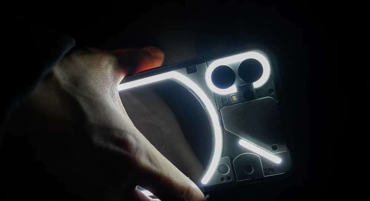 Смартфон Nothing Phone 2 впервые запустят в США