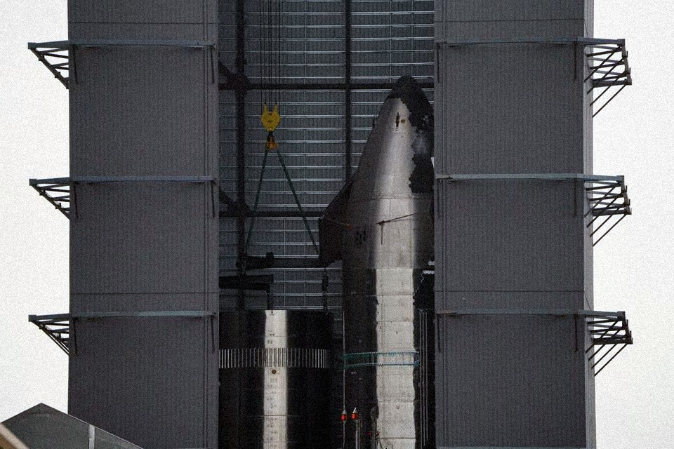 Элон Маск заявил, что попытается запустить звездолет в марте.