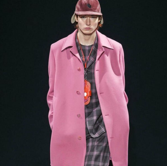 Пол Смит покидает Россию