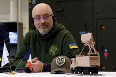 Резников: "Никто не занимает должность пожизненно". Отставка министра обороны Украины? Миф или правда?