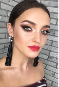 День роз 2023: 5 идей романтического макияжа, чтобы отпраздновать особый день