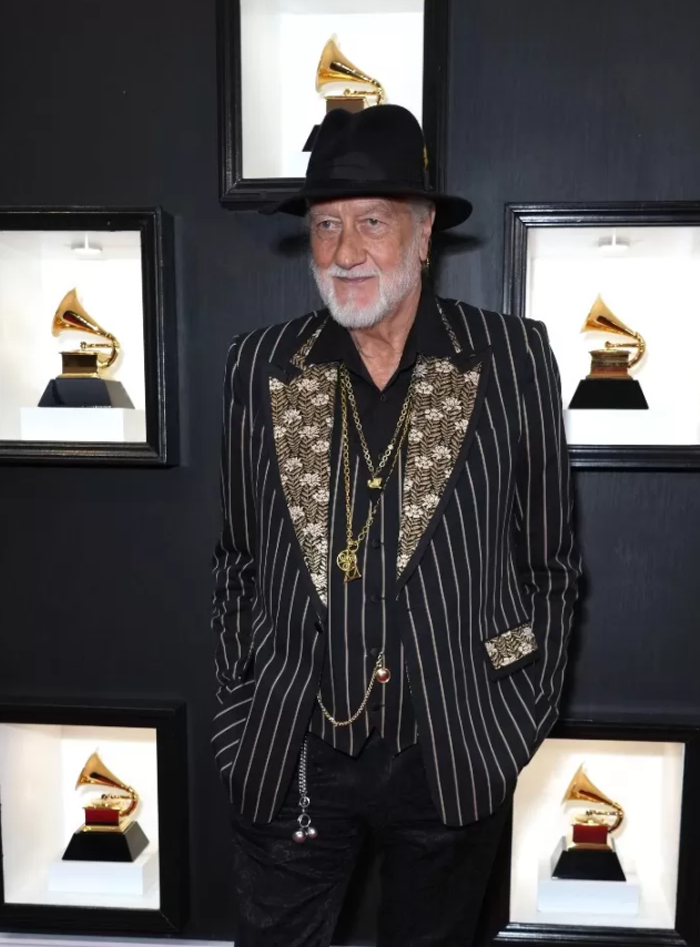 Грэмми-2023: мода на красной дорожке в фотографиях