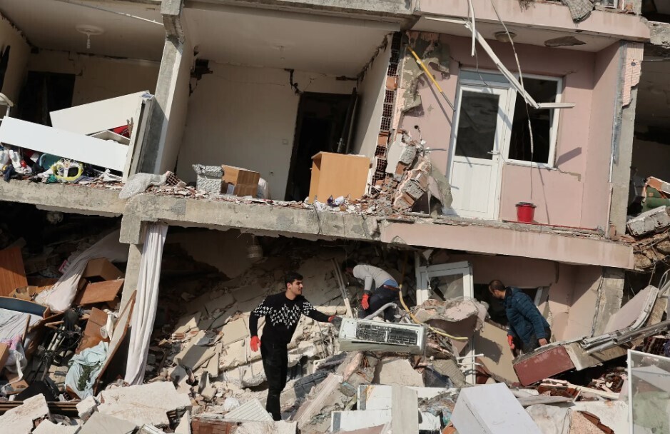 Сцены из Турции. Смертоносное землетрясение