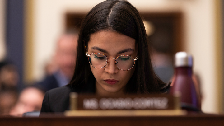 Республиканцы отвергли план AOC и заявили, что США срочно нужна энергетическая независимость.