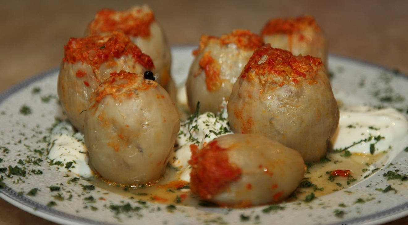 Не совсем обычные рецепты. Луковые голубцы.