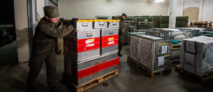 Армия отправляет отряд помощи в Турцию