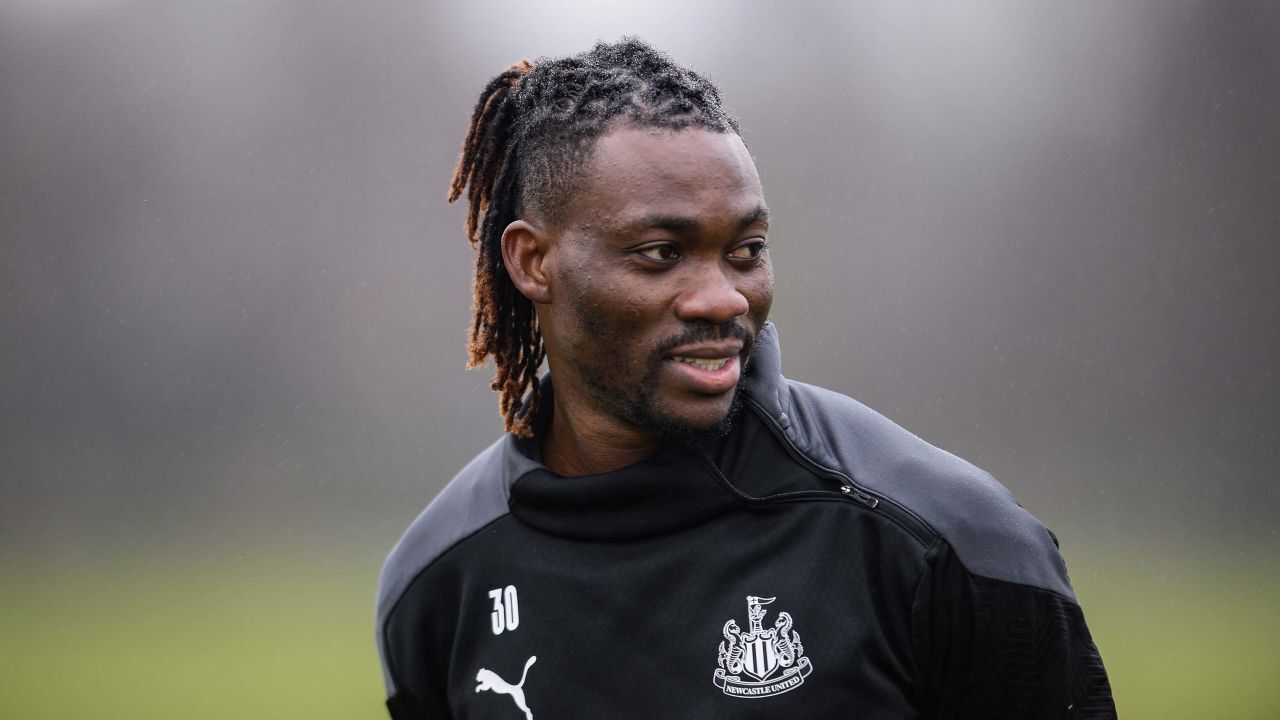 Ганский футболист Кристиан Атсу спасен из-под обломков!