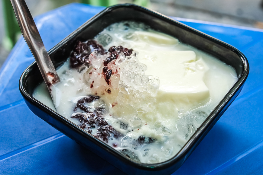 15 сказочных десертов, которые стоит попробовать во Вьетнаме.