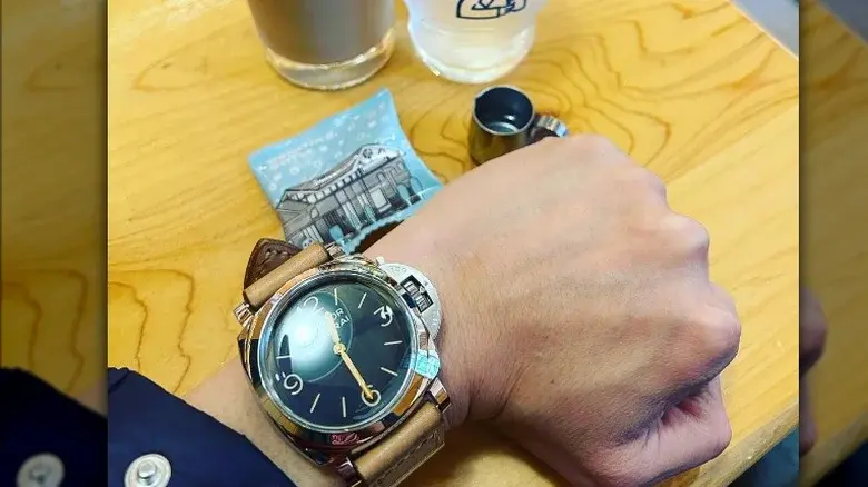 Ювелирные изделия, которые следует оставить в багаже ​​во время путешествия