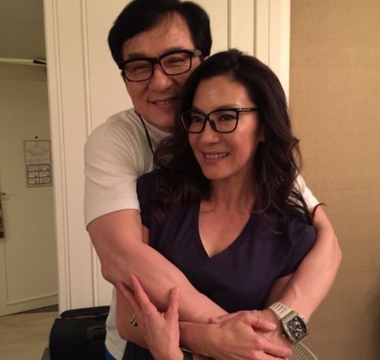 Вторые половинки миллионеров: кто они?