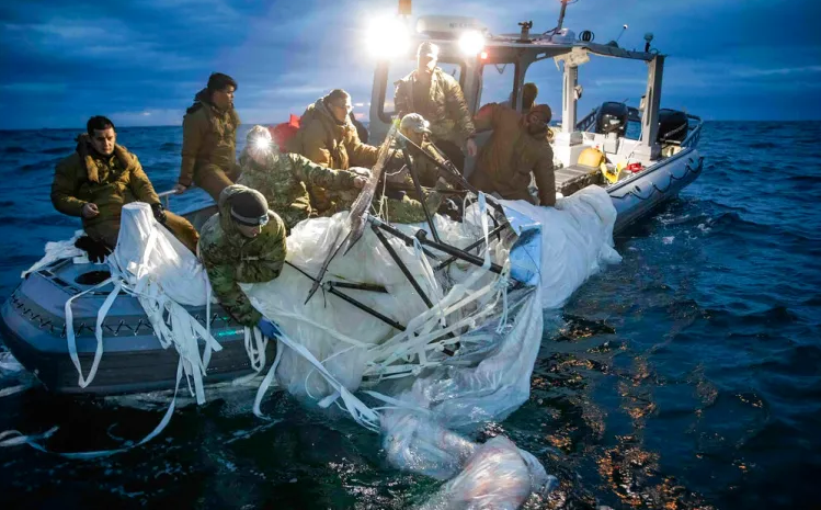 США опубликовали первые снимки "шпионского" воздушного шара из Китая