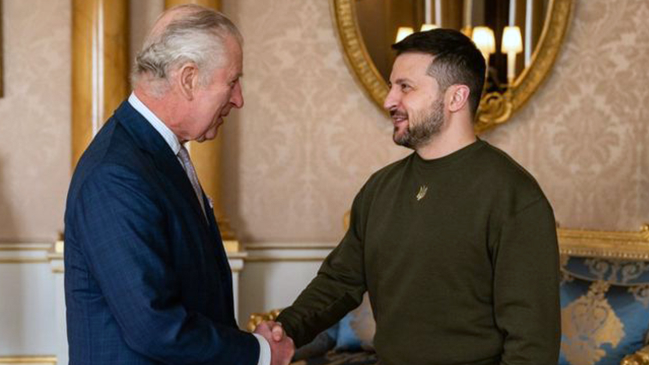 Президент Украины Зеленский обратился за поддержкой к Великобритании с просьбой о предоставлении истребителей во время визита в Лондон.