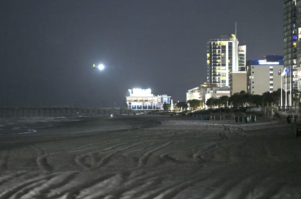 Ситуация со шпионским шаром повышает внимание общественности, заставляя США противостоять Китаю